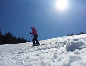 Sistemi za veštačko osnežavanje radili tokom noći na Kopaoniku