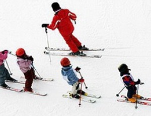 FIS inicijativa – Stvoriti što povoljnije uslove za decu skijaše i bordere